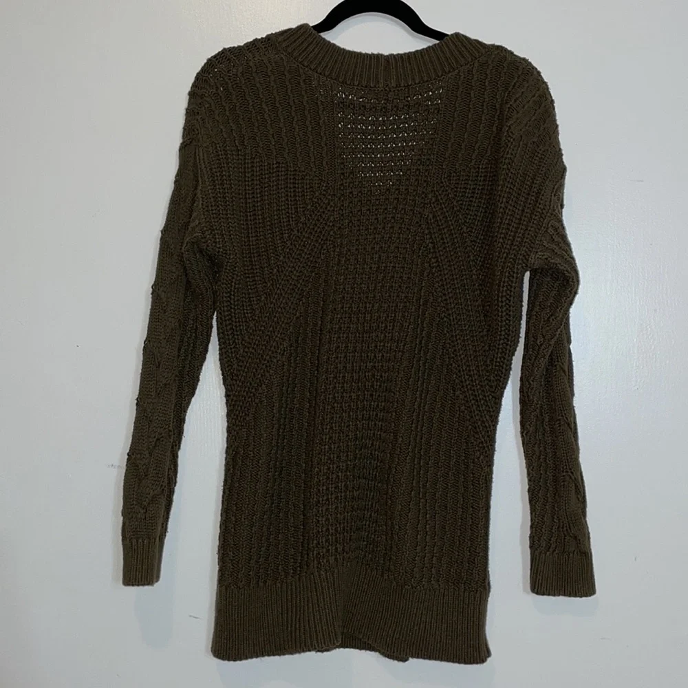 Express Cable Knit Sweater V-Cut Size XS Olive Green Color - Picture 3 of 3